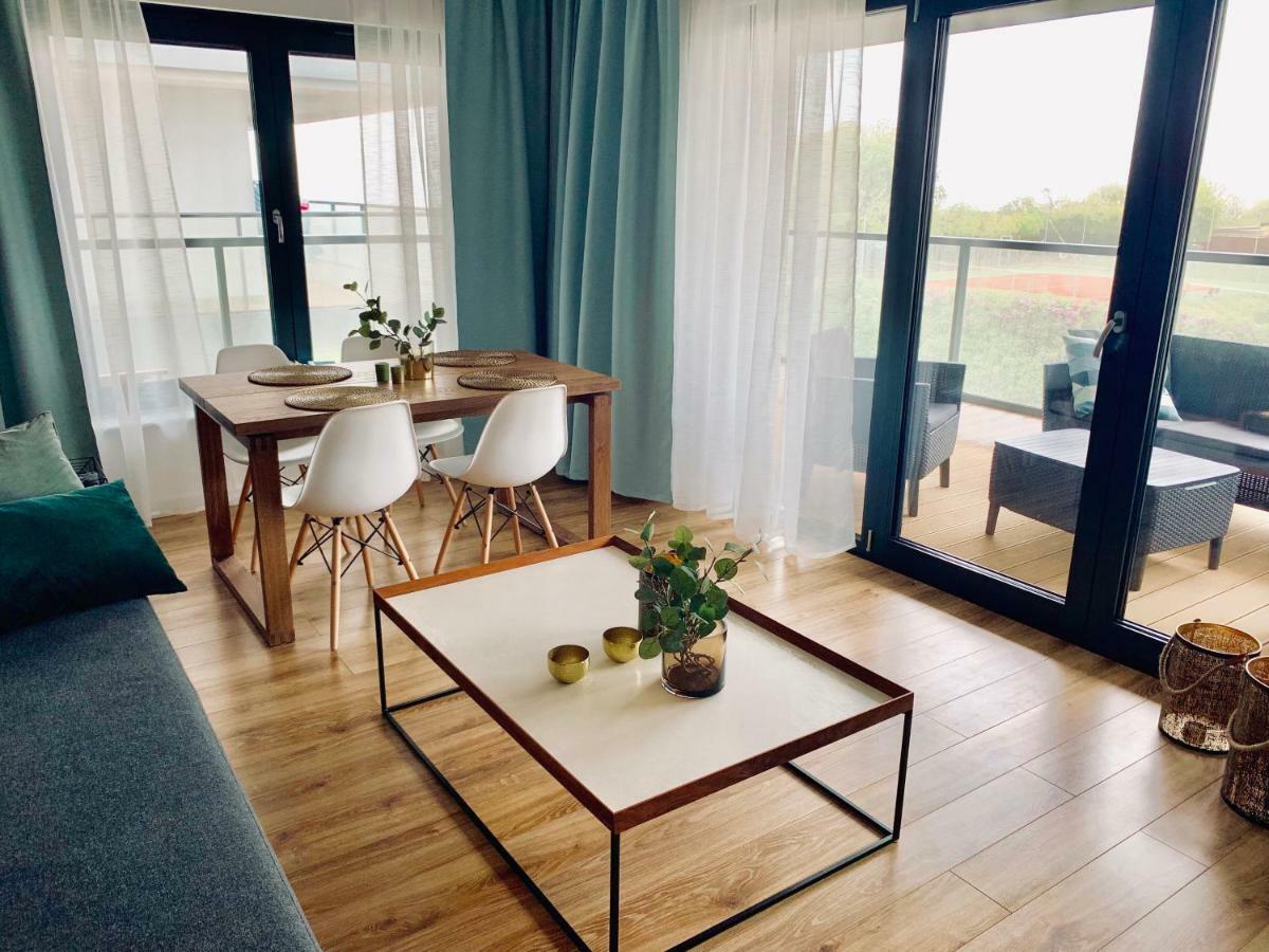 Apartament Gardenia Delux Dziwnow Exterior photo